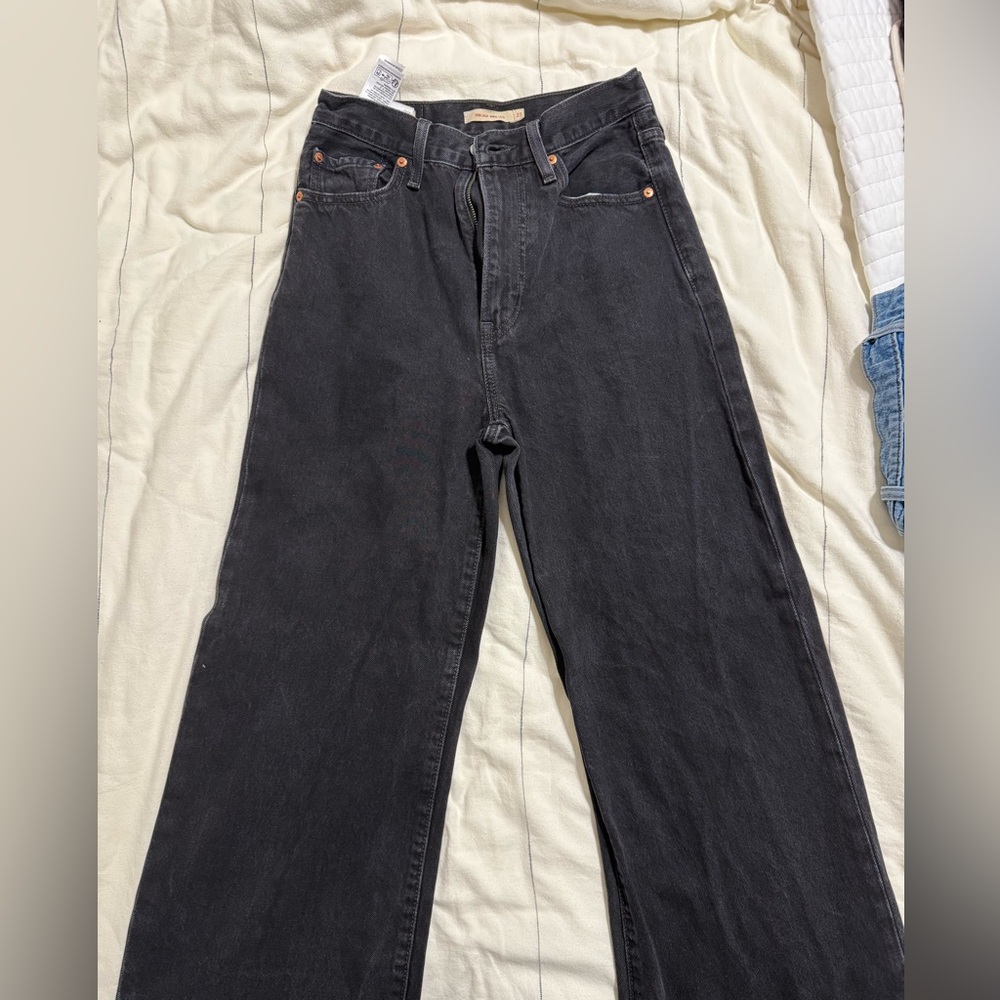 Levi’s black Ribcage wide leg jeans